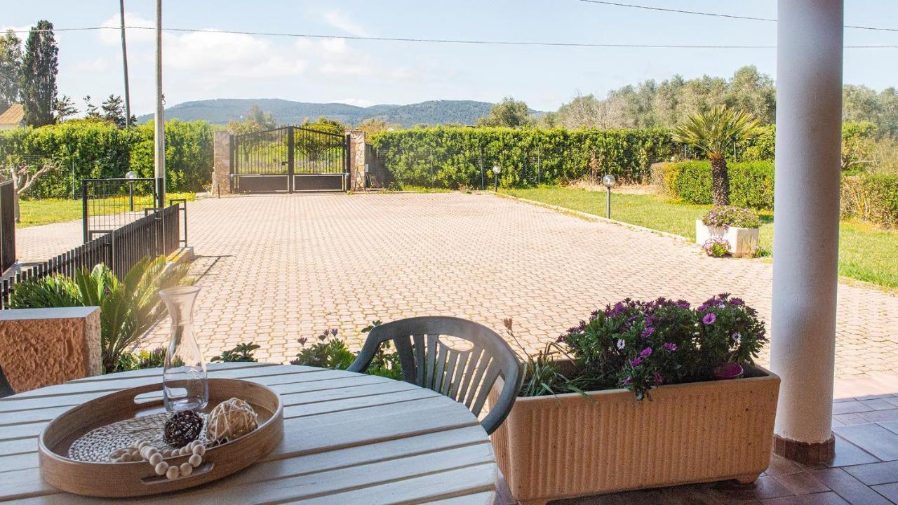 Villa Cabirol フェルティリア エクステリア 写真